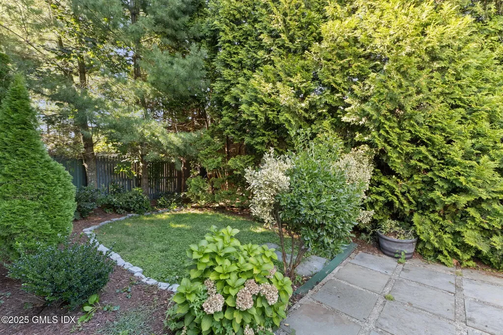 75 Ritch Avenue Greenwich CT 06830