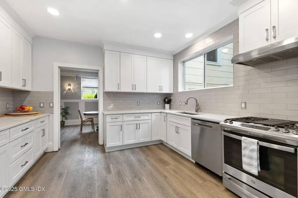 75 Ritch Avenue Greenwich CT 06830