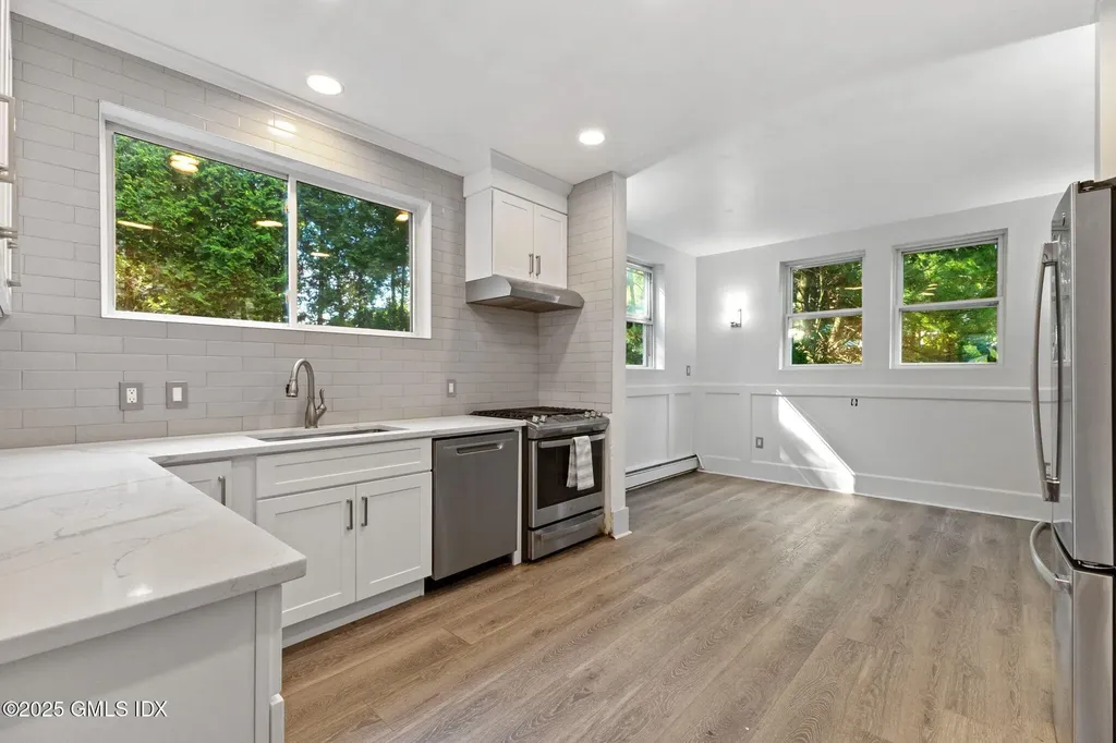 75 Ritch Avenue Greenwich CT 06830