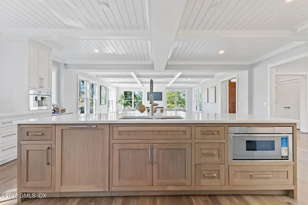 8 Park Avenue Old Greenwich CT 06870