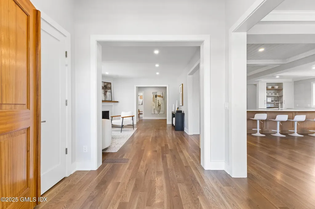 8 Park Avenue Old Greenwich CT 06870