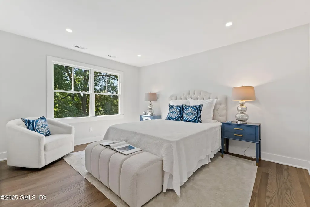 8 Park Avenue Old Greenwich CT 06870