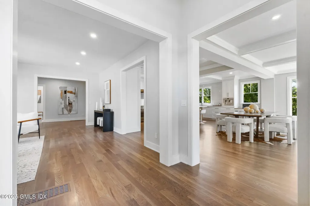 8 Park Avenue Old Greenwich CT 06870