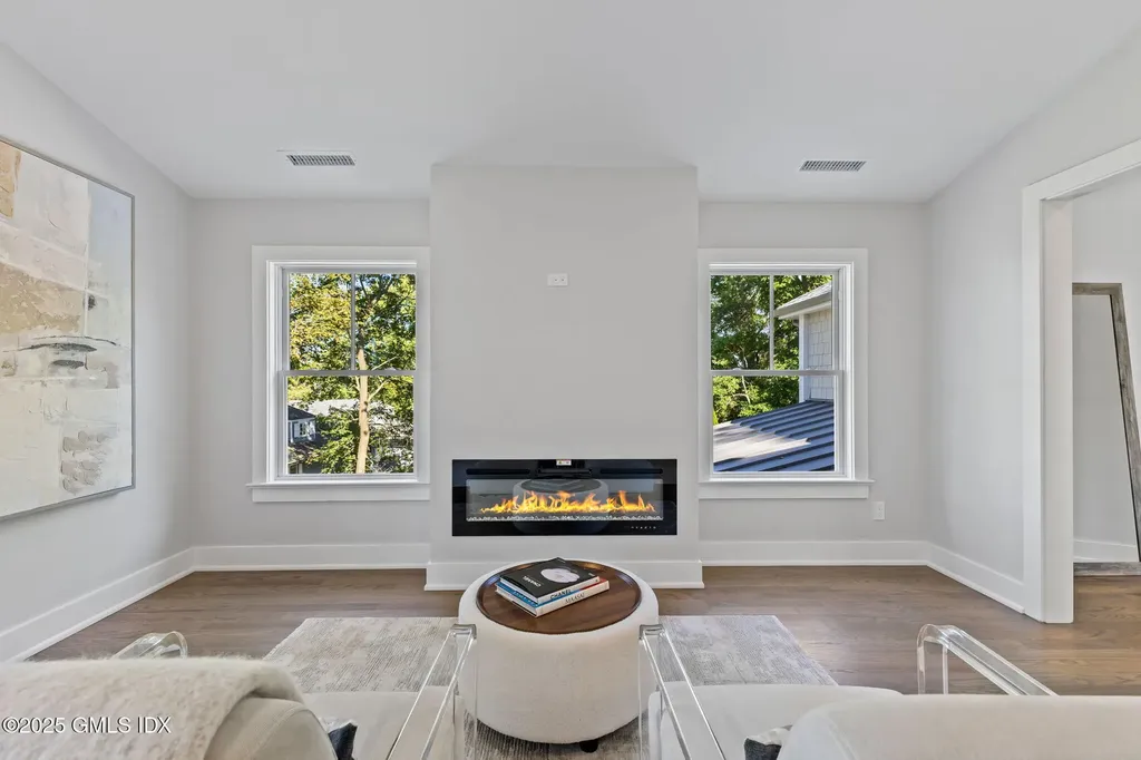 8 Park Avenue Old Greenwich CT 06870