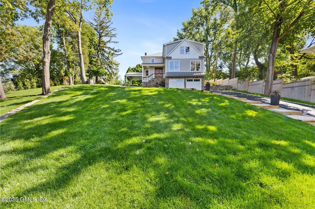 8 Park Avenue Old Greenwich CT 06870