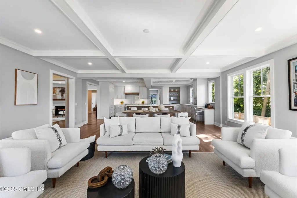 8 Park Avenue Old Greenwich CT 06870