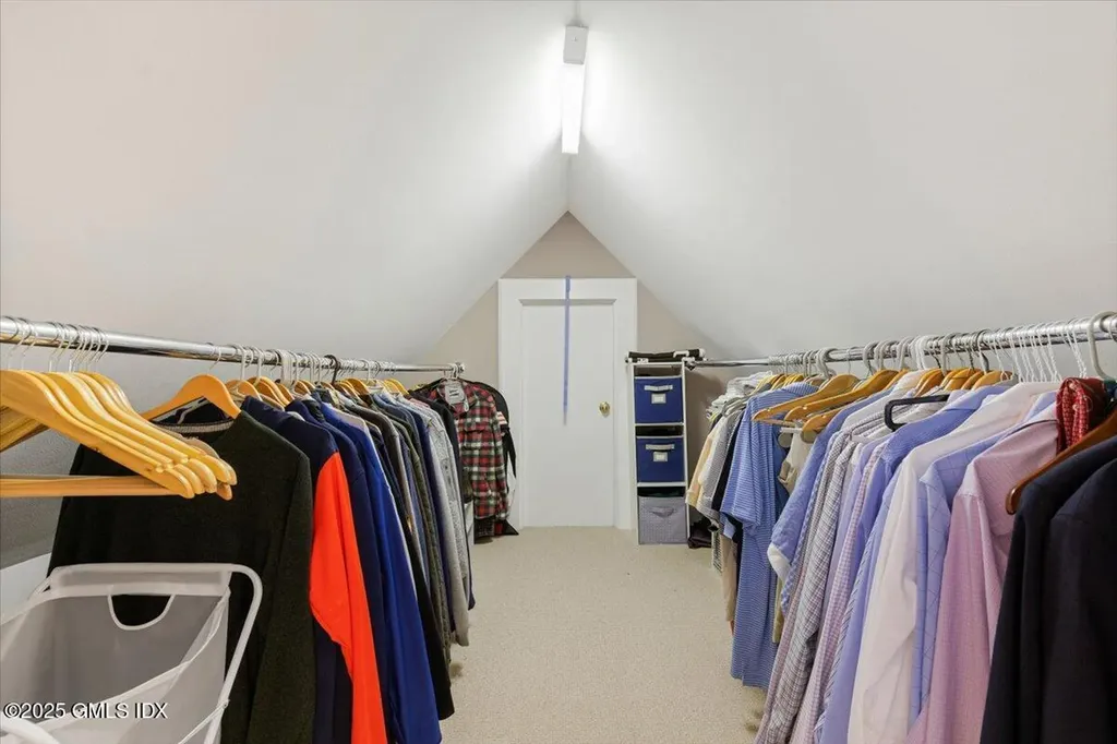 203 Riverside Avenue Riverside CT 06878