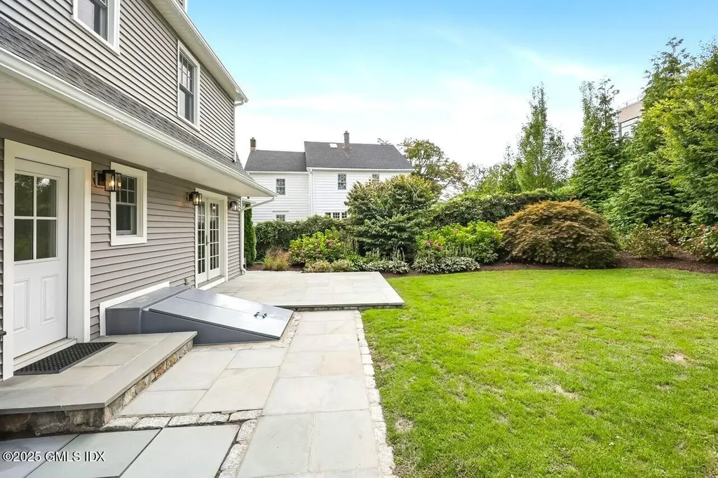 2 Sound View Terrace Greenwich CT 06830