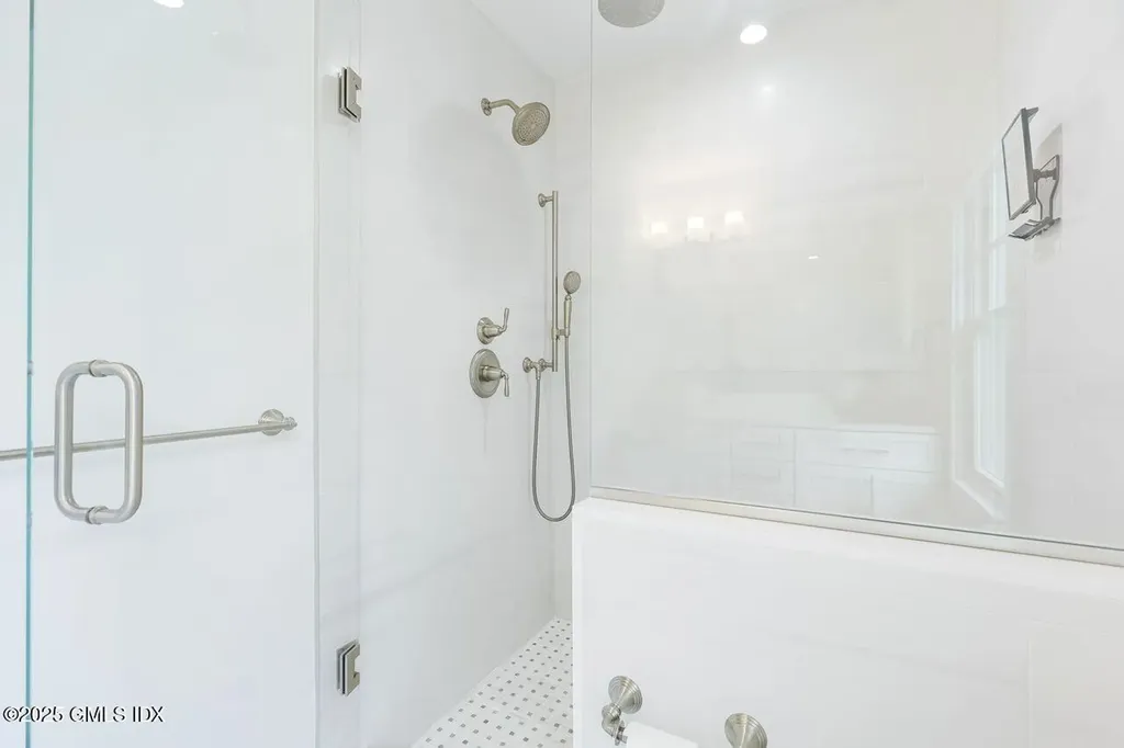 2 Sound View Terrace Greenwich CT 06830