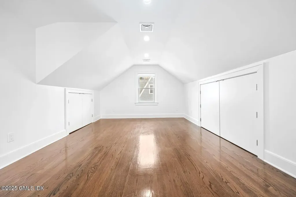 2 Sound View Terrace Greenwich CT 06830