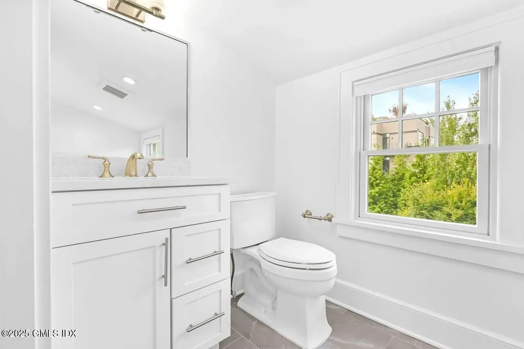 2 Sound View Terrace Greenwich CT 06830