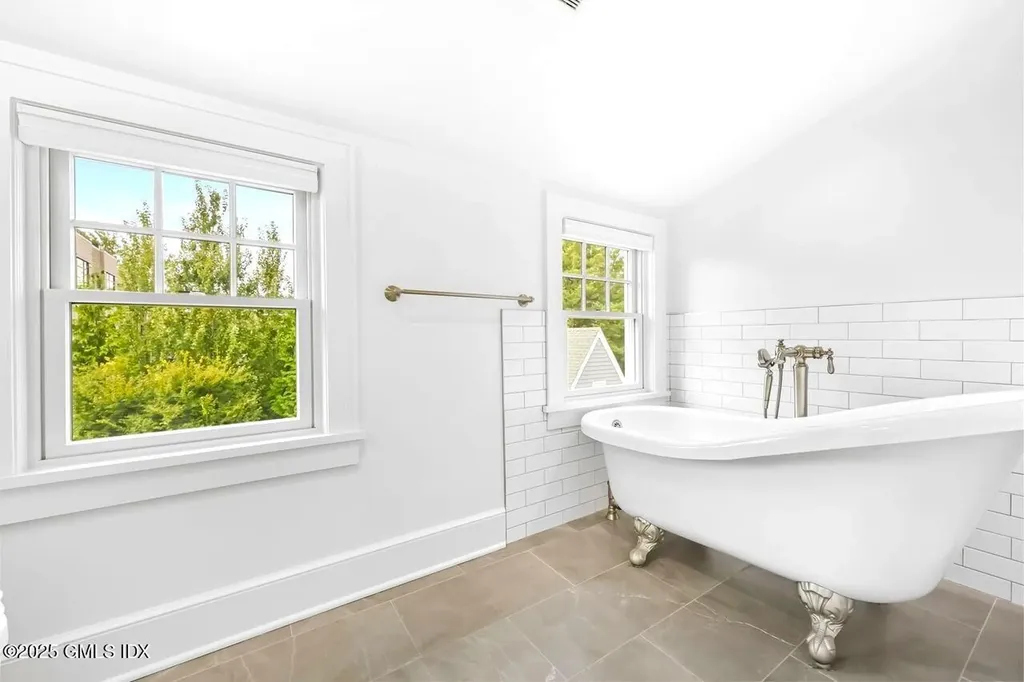 2 Sound View Terrace Greenwich CT 06830