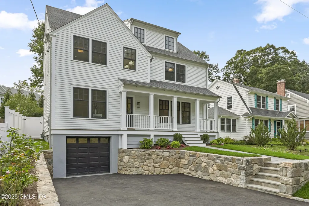 20 Center Drive Old Greenwich CT 06870