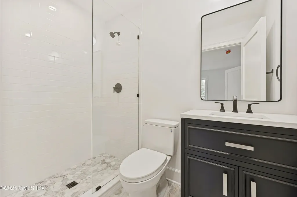 20 Center Drive Old Greenwich CT 06870