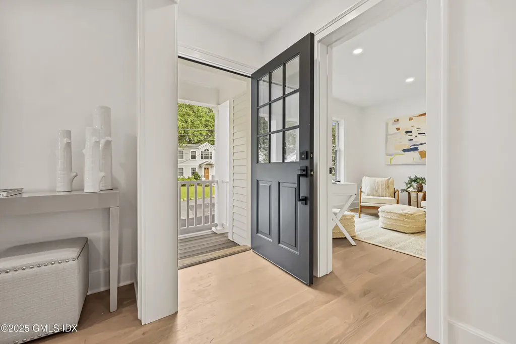 20 Center Drive Old Greenwich CT 06870