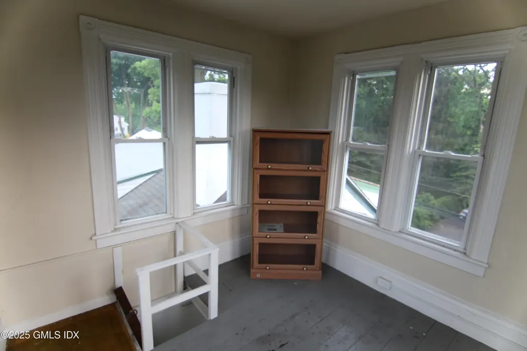 90 Riverside Avenue Riverside CT 06878