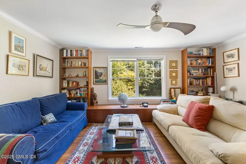 6 Fox Hollow Lane Cos Cob CT 06807