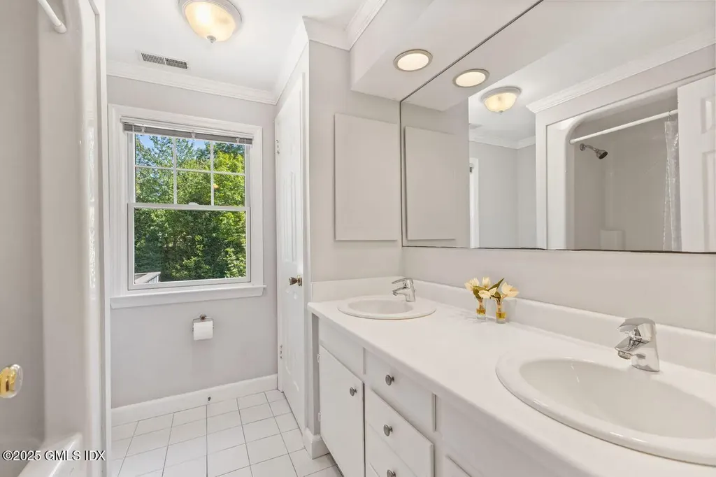 6 Fox Hollow Lane Cos Cob CT 06807