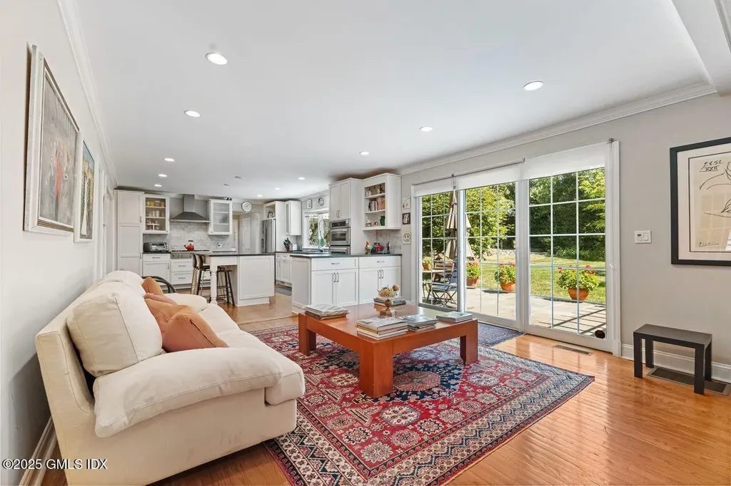 6 Fox Hollow Lane Cos Cob CT 06807