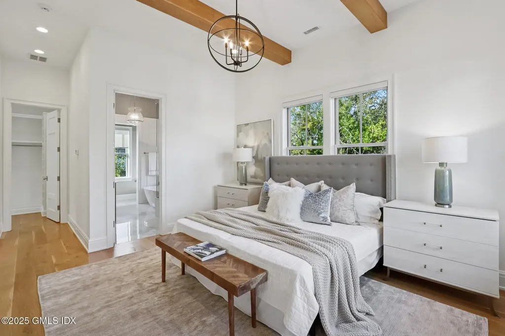 25 Woodland Drive Greenwich CT 06830