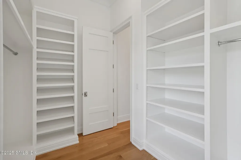 25 Woodland Drive Greenwich CT 06830