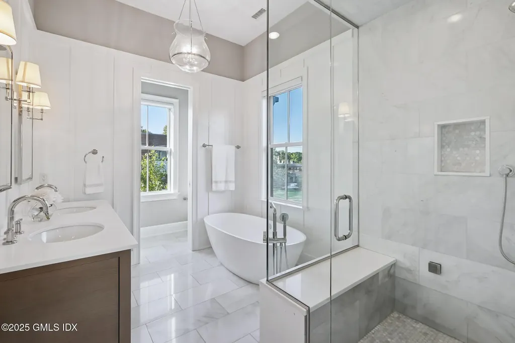 25 Woodland Drive Greenwich CT 06830