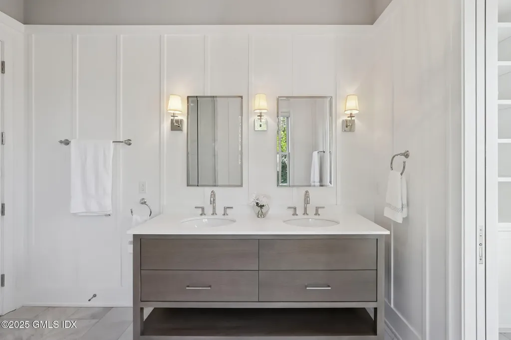 25 Woodland Drive Greenwich CT 06830