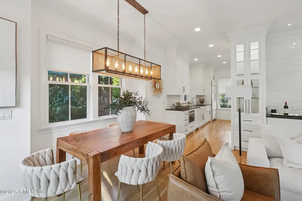 25 Woodland Drive Greenwich CT 06830