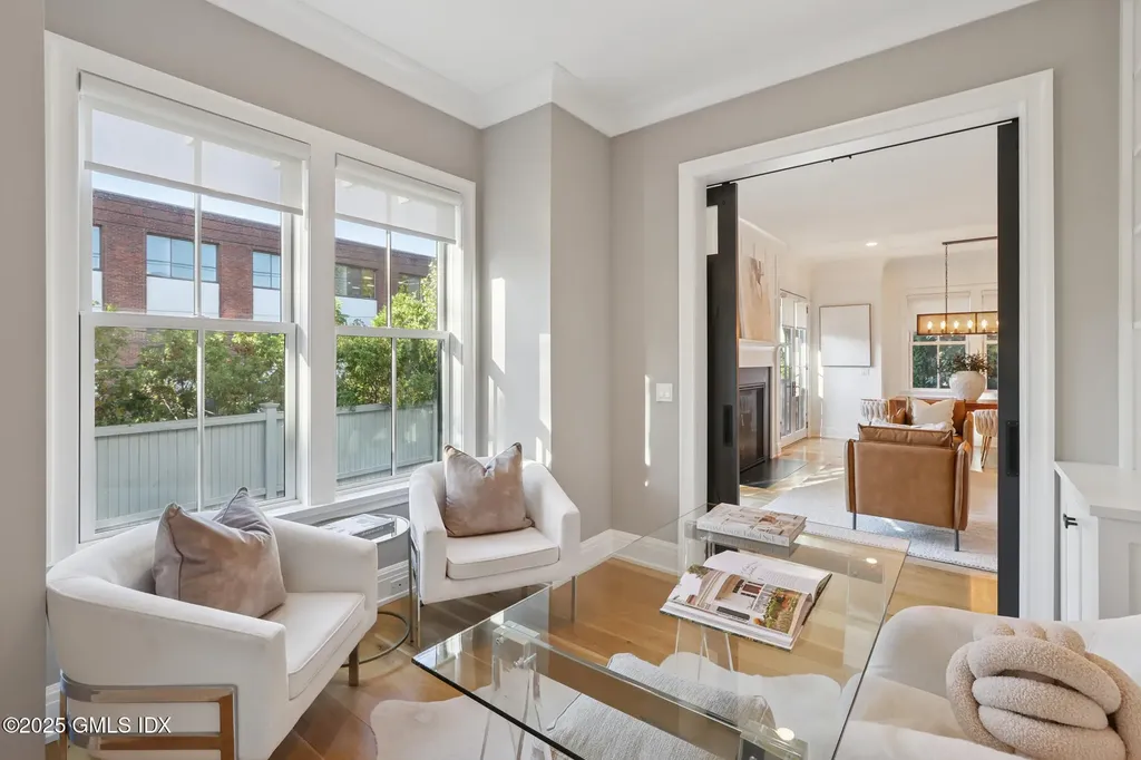 25 Woodland Drive Greenwich CT 06830