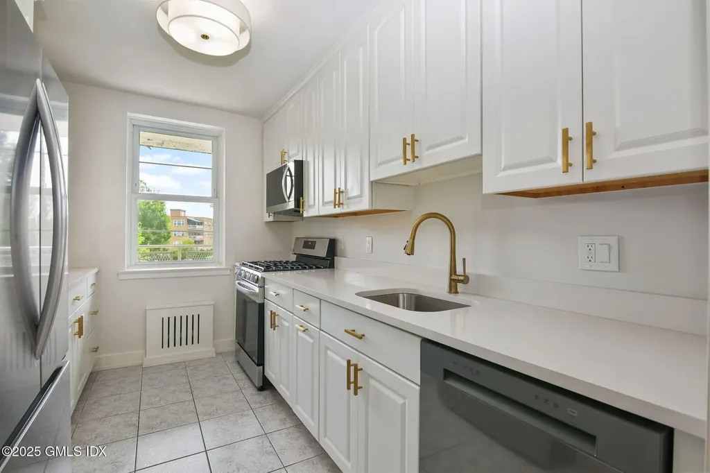 4 Putnam Hill Road Greenwich CT 06830