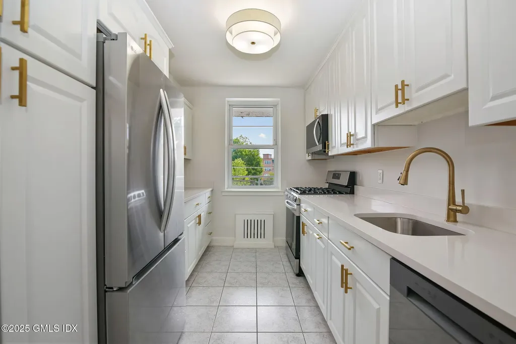 4 Putnam Hill Road Greenwich CT 06830