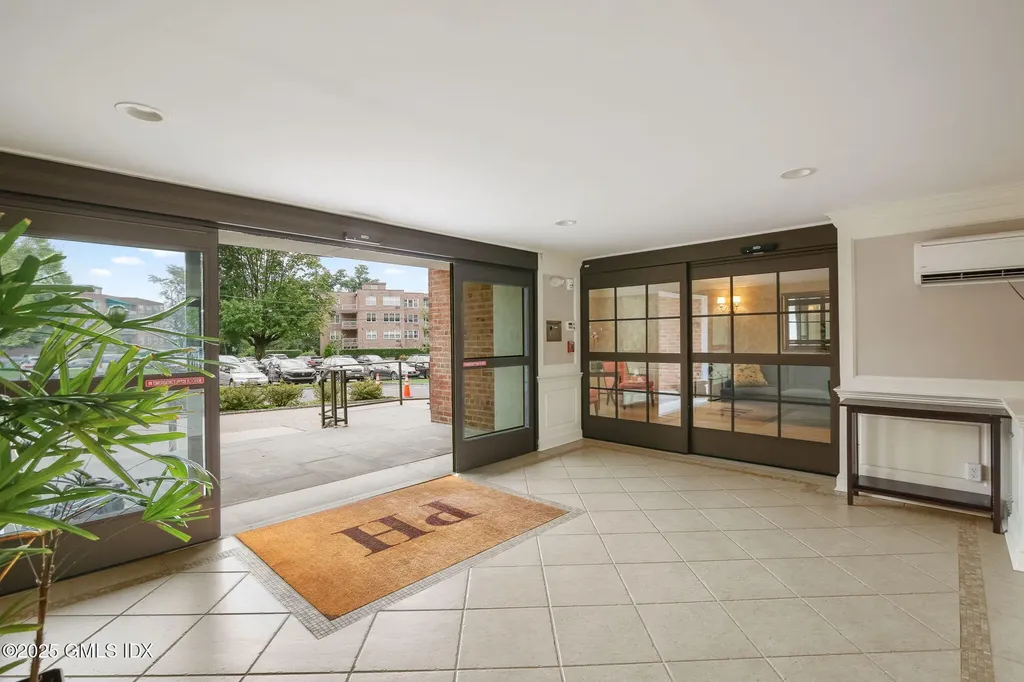 4 Putnam Hill Road Greenwich CT 06830