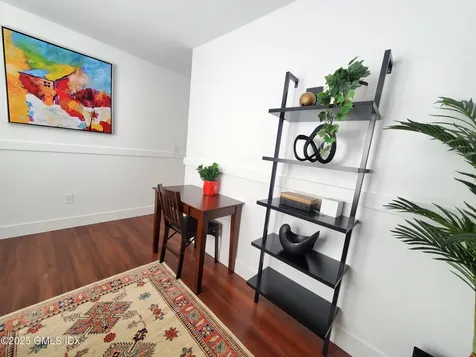 92 Valley Road Cos Cob CT 06807