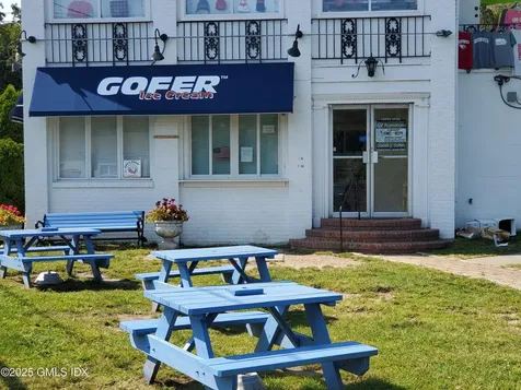 92 Valley Road Cos Cob CT 06807