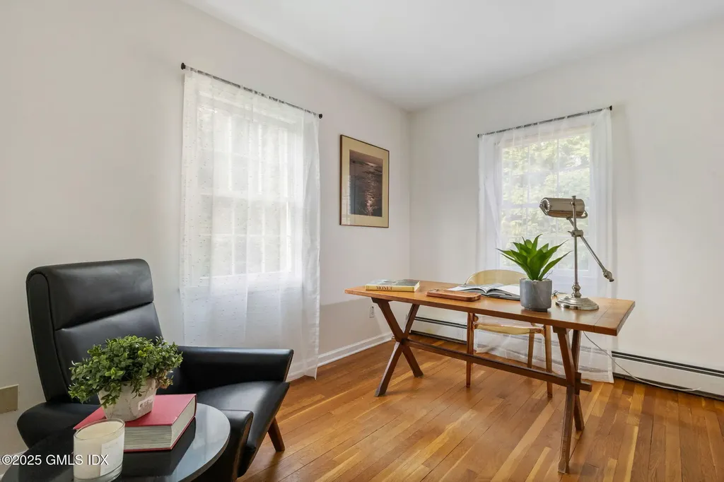 37 Miltiades Avenue Riverside CT 06878