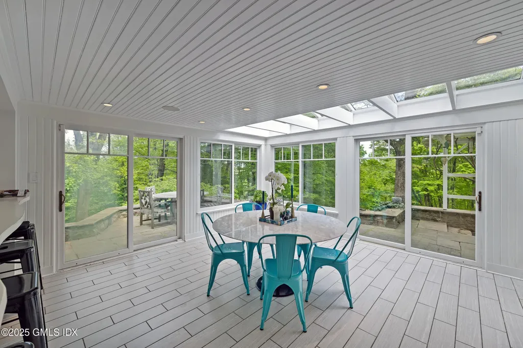 467 Laurel Road New Canaan CT 06840