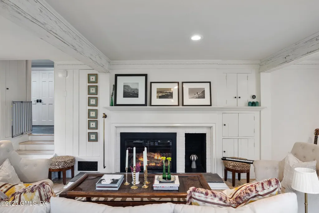 467 Laurel Road New Canaan CT 06840