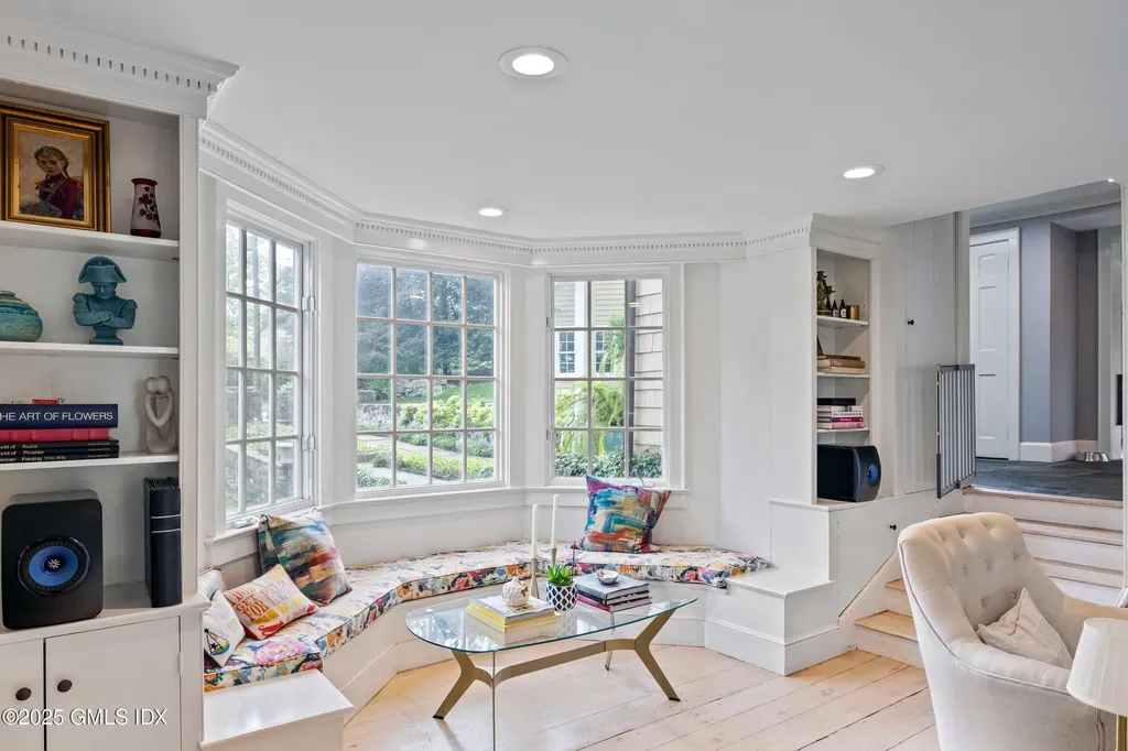 467 Laurel Road New Canaan CT 06840