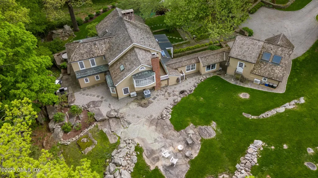 467 Laurel Road New Canaan CT 06840