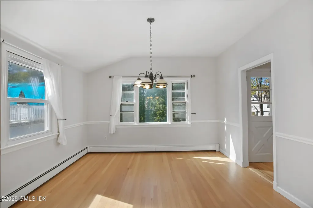 84 Indian Field Road Greenwich CT 06830