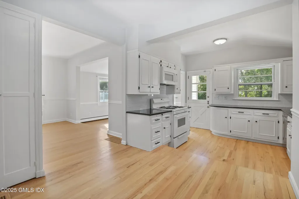 84 Indian Field Road Greenwich CT 06830