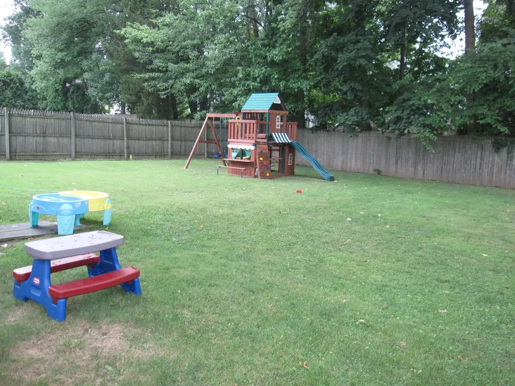 84 Indian Field Road Greenwich CT 06830