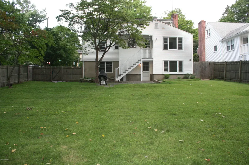 84 Indian Field Road Greenwich CT 06830