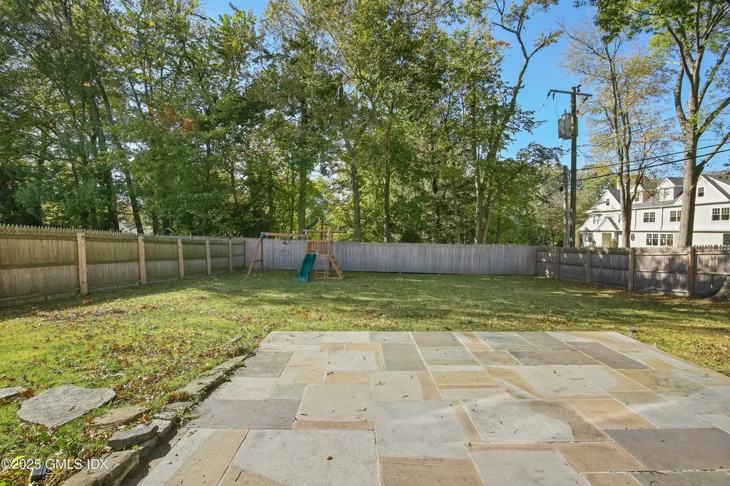 84 Indian Field Road Greenwich CT 06830