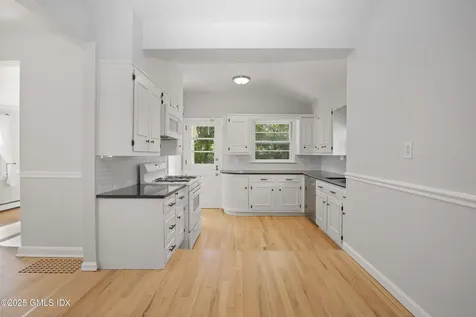 84 Indian Field Road Greenwich CT 06830