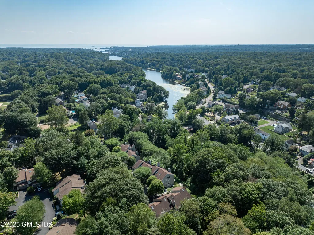 333 Palmer Hill Road Riverside CT 06878
