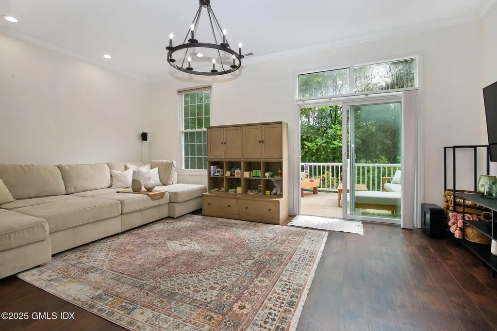 118 Greenwich Hills Drive Greenwich CT 06831