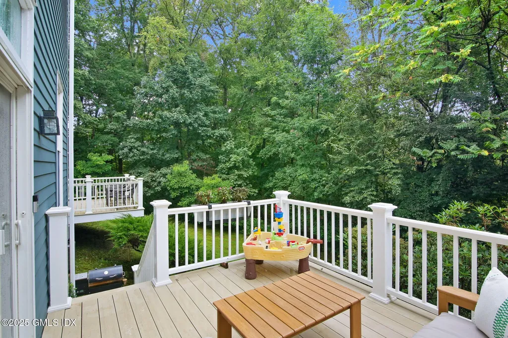 118 Greenwich Hills Drive Greenwich CT 06831