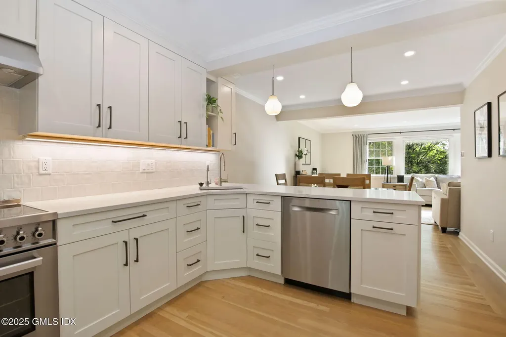 118 Greenwich Hills Drive Greenwich CT 06831