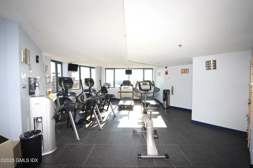 25 Forest Street Stamford CT 06901